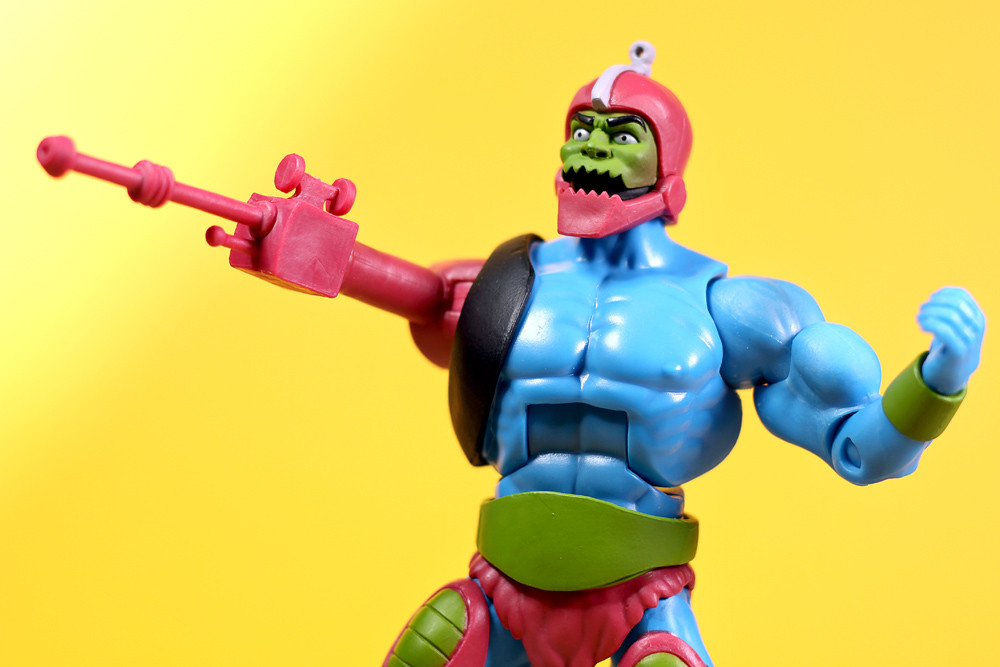 Trap Jaw with his mechanical arm with interchangeable weapons