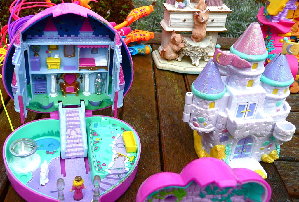 polly-pockets