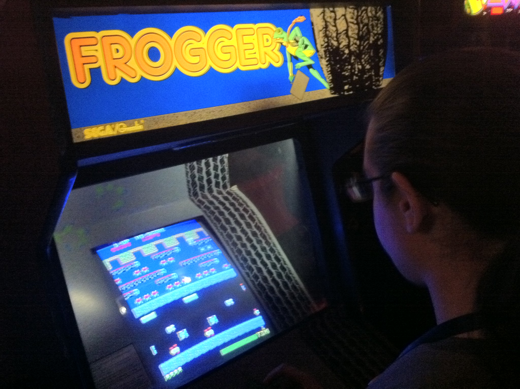 Full Size Frogger Game