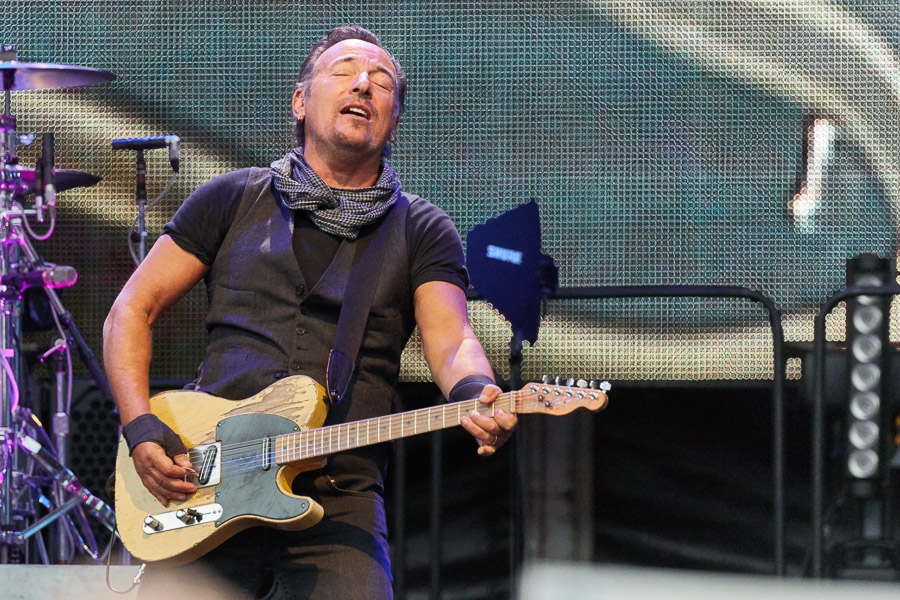 Bruce Springsteen playing guitar